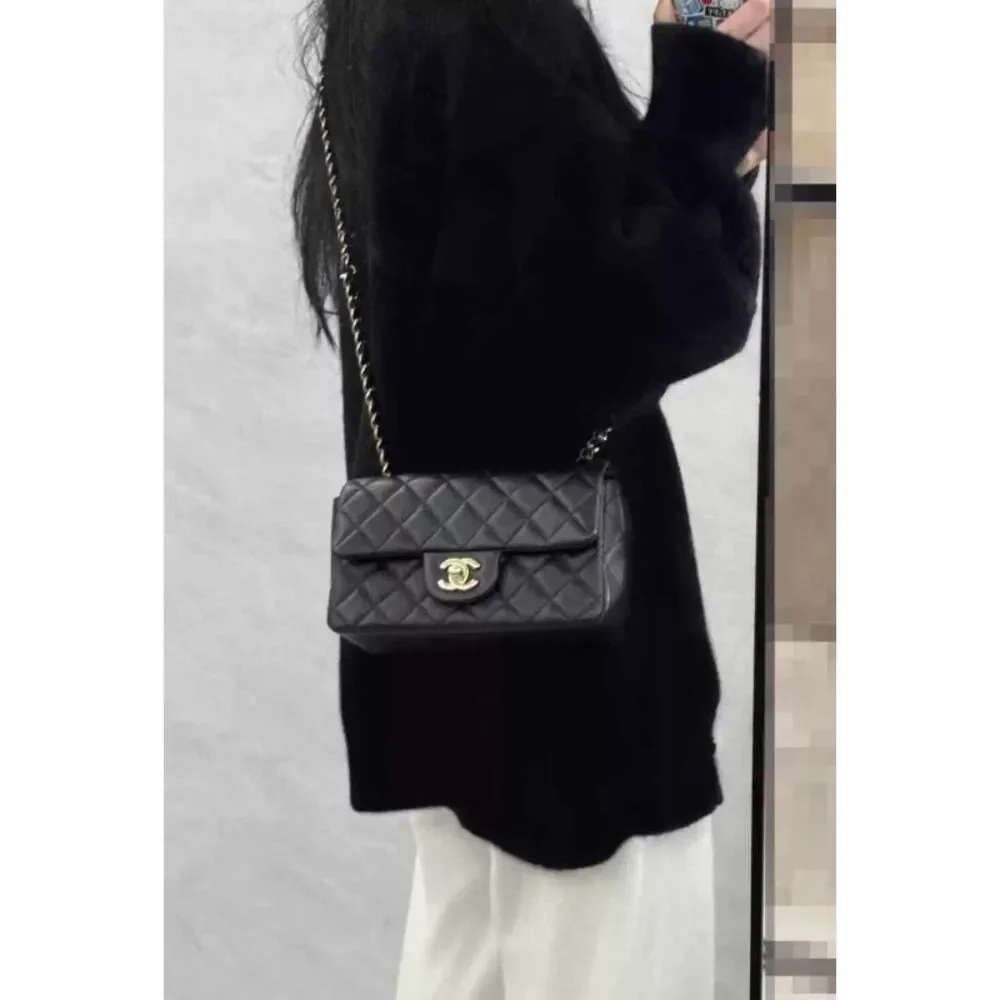 Chanel Women Pre-Loved Bag Very Good Condition